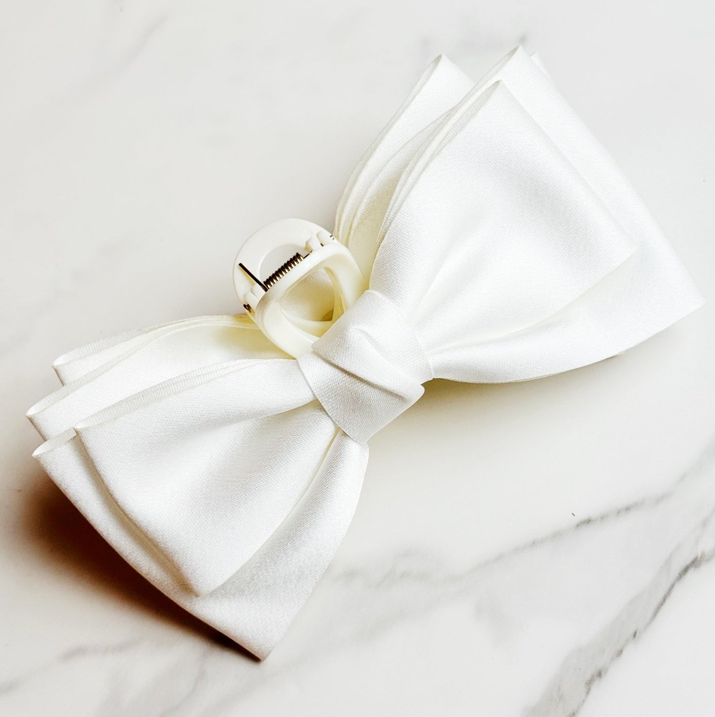Bow Beauty Hair Claw-5